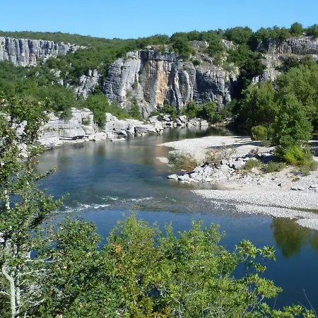 Gite Le Chamaju Labeaume Exterior photo
